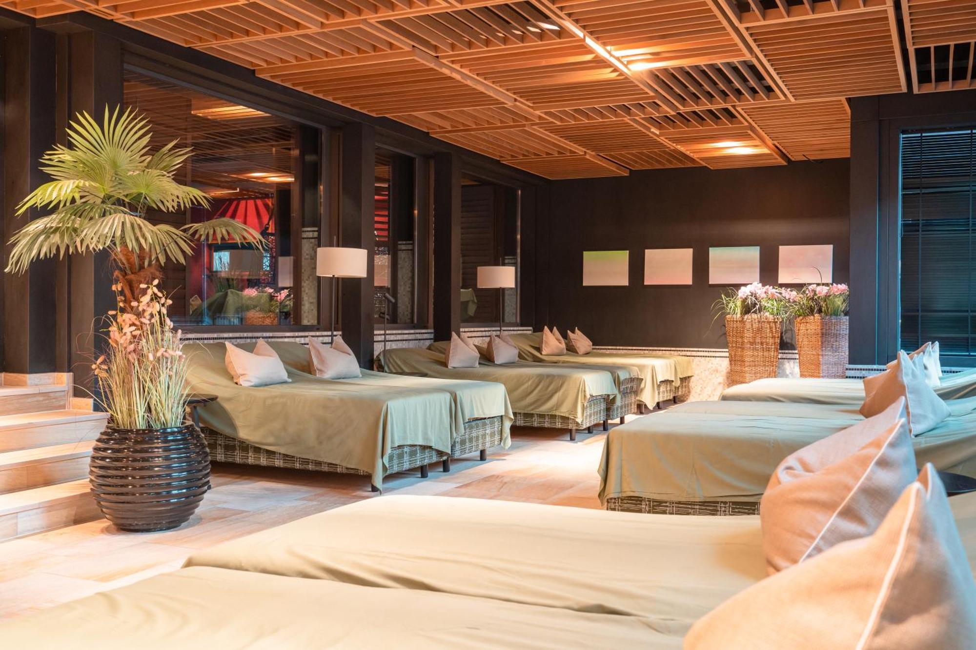 ホテルレストラン エルププリンツ エットリンゲン エクステリア 写真 The spa at the Hotel de la Paix